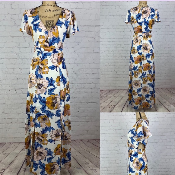 Daytrip Floral Print V Neckline Side Cutouts Maxi - Picture 2 of 2